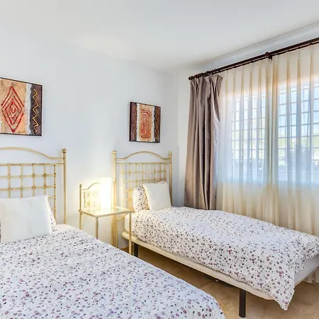 別荘 Penthouse In Elviria マルベーリャ