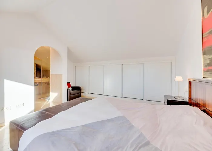 Penthouse In Elviria Marbella